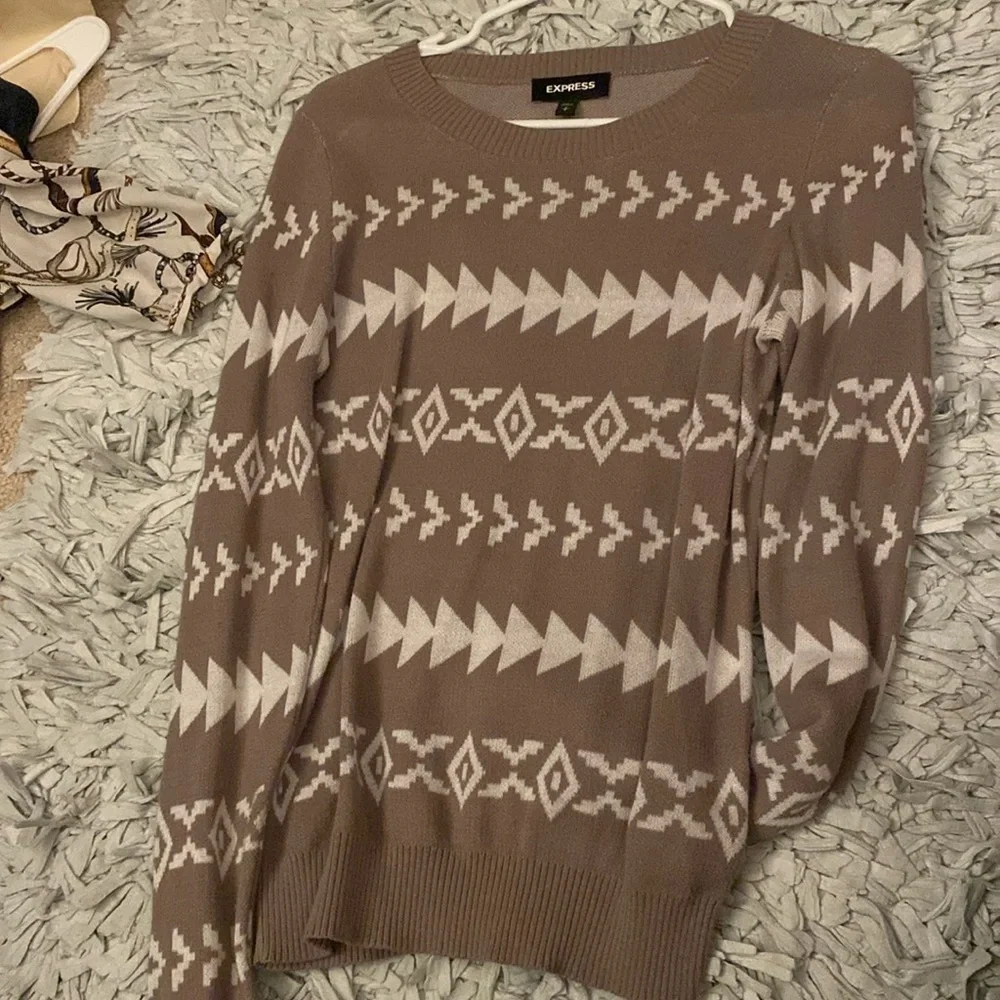 EXCELLENT Condition✨Sweater - Picture 1 of 3